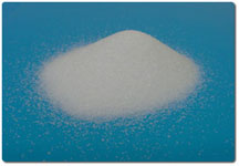 無公害型ブラスト・洗浄メディアとして重曹が使用されています。重曹は、医薬品・食品添加物として使用されており、重炭酸ナトリウム（NaHCO3）100％粒子です。